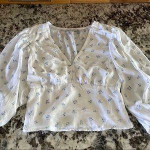 Abercrombie & Fitch puff sleeve blouse
